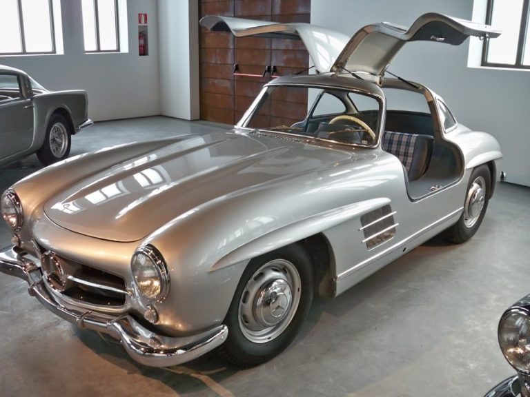 Mercedes Gull Wing 768x576